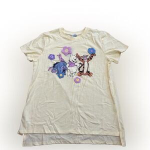 Women’s Winnie the Pooh Crocheted Tshirt NWT